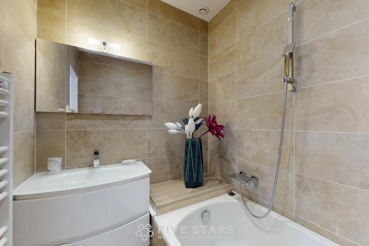 Grand Suite Promenade Five Stars Holiday House نيس المظهر الخارجي الصورة